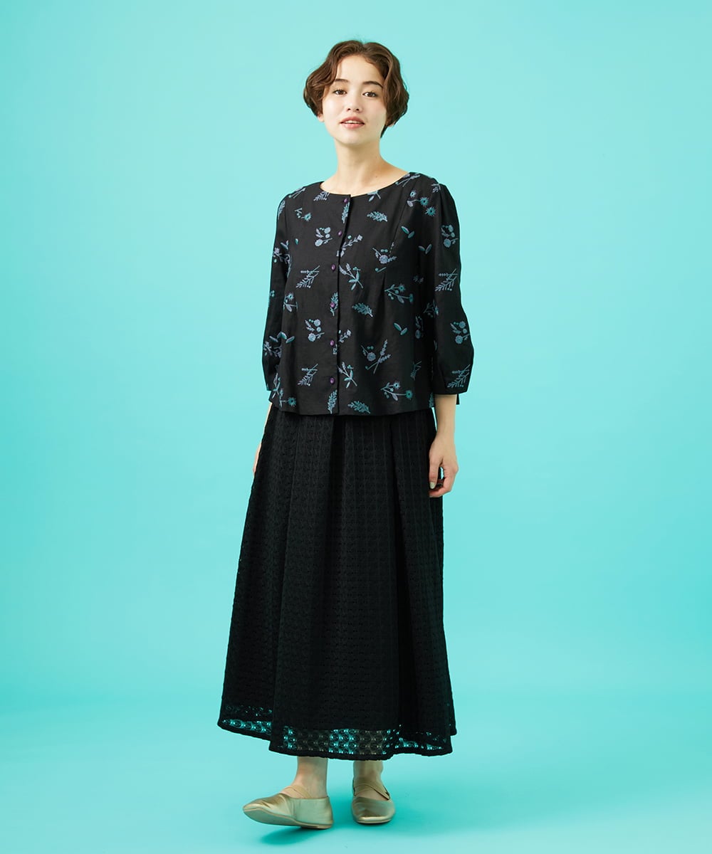 GJBGB51250 Jocomomola(ホコモモラ) Abundancia de flores フラワー総刺繍ブラウス ラベンダー
