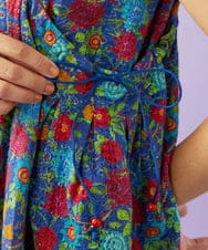 GJBGD01230 Jocomomola(ホコモモラ) Don Quijote フラワープリントブラウス ネイビー