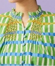 GJBGD30200 Jocomomola(ホコモモラ) Enganar スモッキング刺繍チェック柄ブラウス グリーン