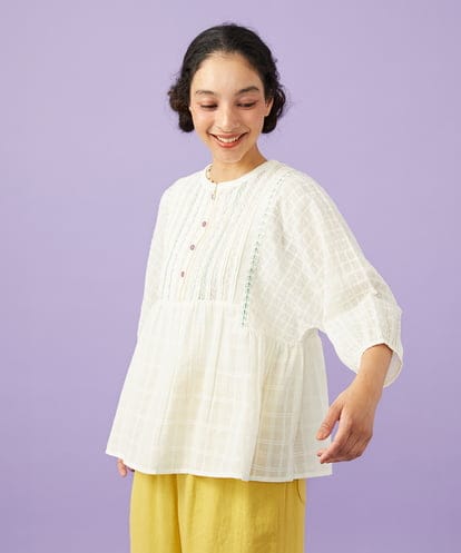 GJBGD32180 Jocomomola Una escalera de colores バンドカラーブラウス