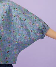 GJBGD34240 Jocomomola(ホコモモラ) Semilla フラワー総刺繍ブラウス ブルー