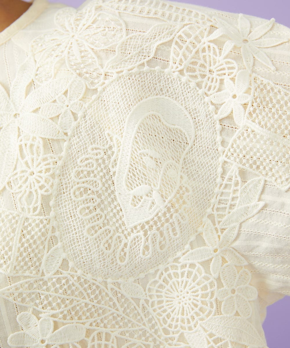 GJBGD70230 Jocomomola(ホコモモラ) Miguelde Cervantes レース付きブラウス アイボリー