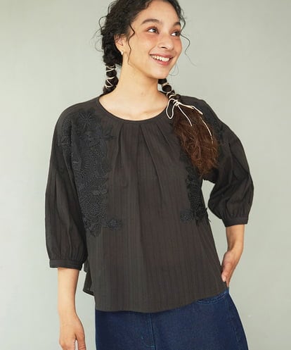 GJBGD70230 Jocomomola Miguelde Cervantes レース付きブラウス