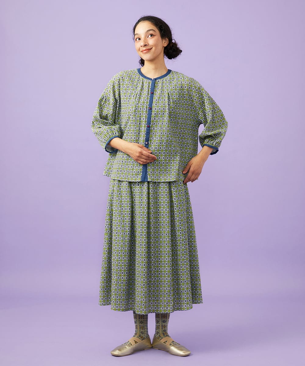 GJBGE38200 Jocomomola(ホコモモラ) 【早割10％OFF】コットンシフォン幾何プリントブラウス グリーン