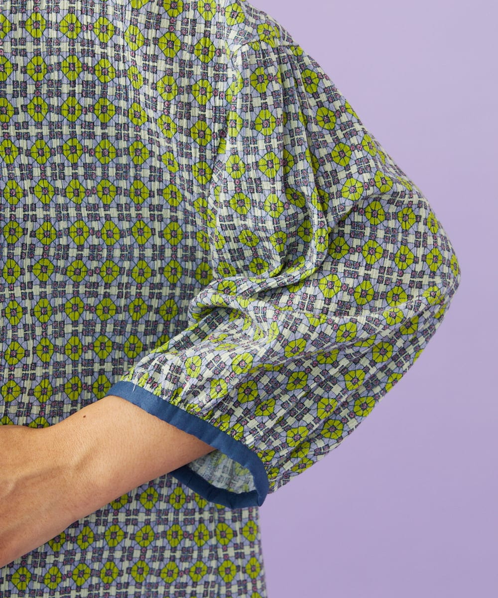 GJBGE38200 Jocomomola(ホコモモラ) 【早割10％OFF】コットンシフォン幾何プリントブラウス グリーン