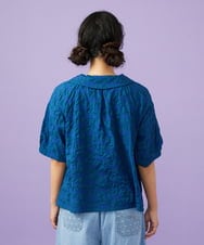 GJBGE39200 Jocomomola(ホコモモラ) 【早割10％OFF】リップルプリントプルオーバーブラウス ブルー