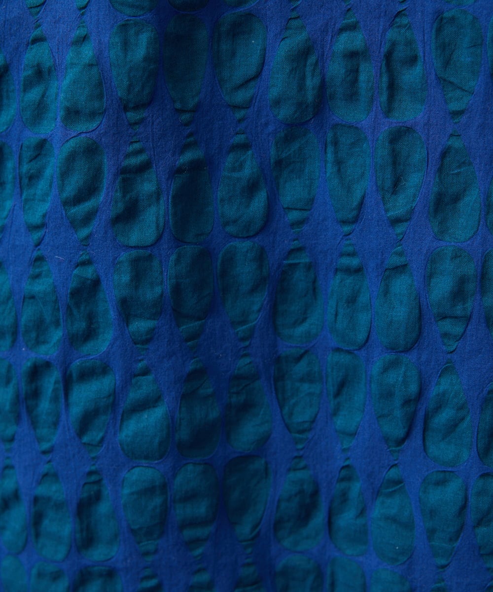 GJBGE39200 Jocomomola(ホコモモラ) 【早割10％OFF】リップルプリントプルオーバーブラウス ブルー