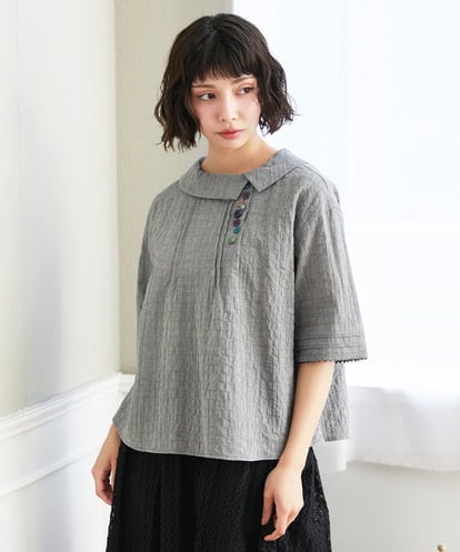 GJBGE40180  シャーリングシャンブレーブラウス