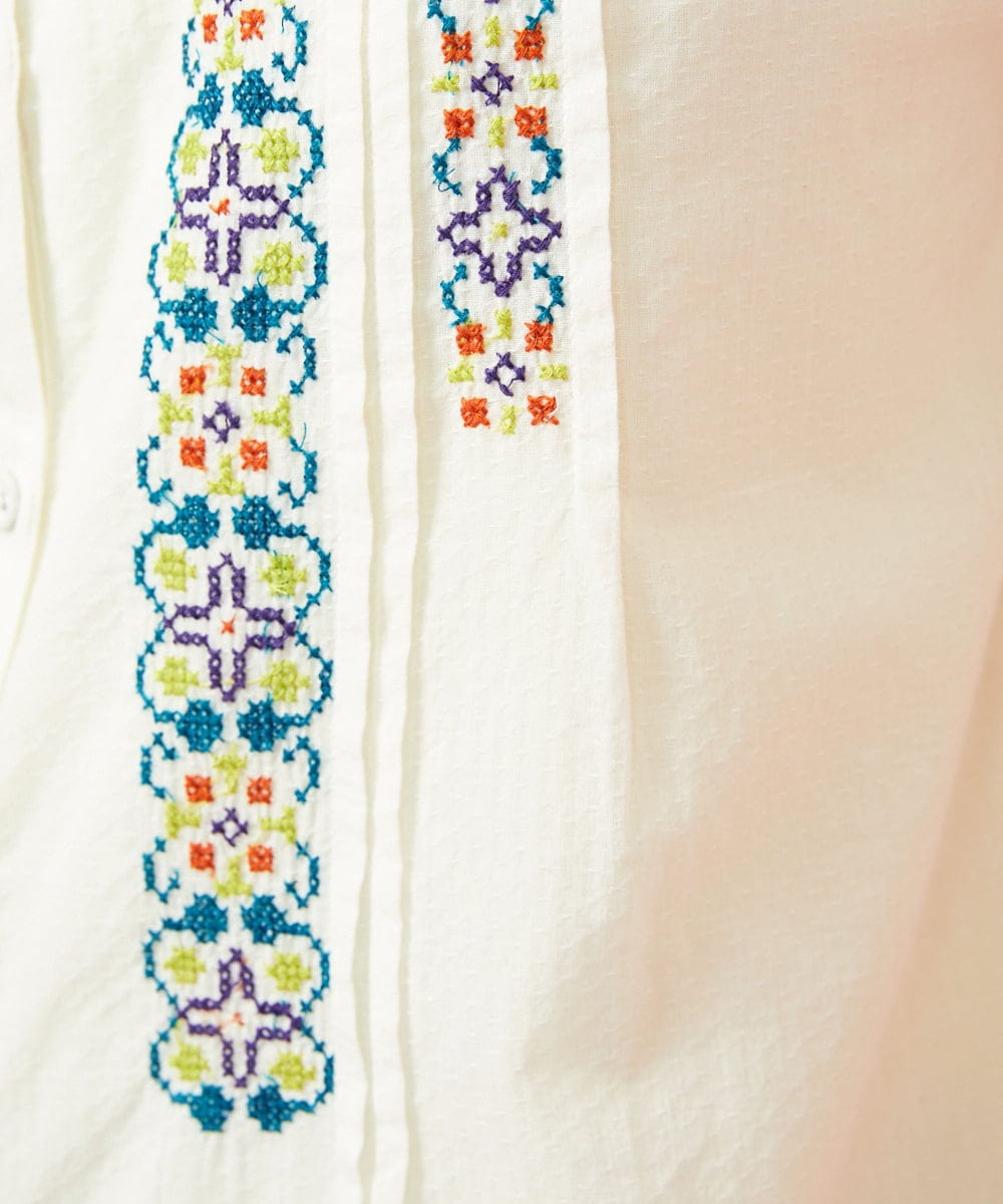 GJBGE41200 Jocomomola(ホコモモラ) Cruzar フラワーインド刺繍ブラウス アイボリー