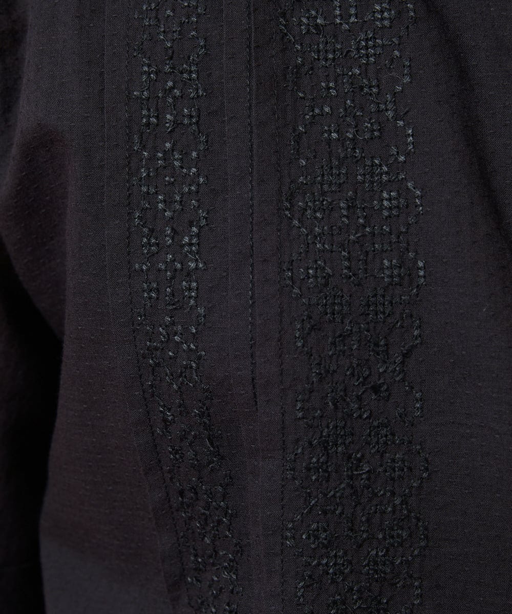 GJBGE41200 Jocomomola(ホコモモラ) Cruzar フラワーインド刺繍ブラウス ブラック