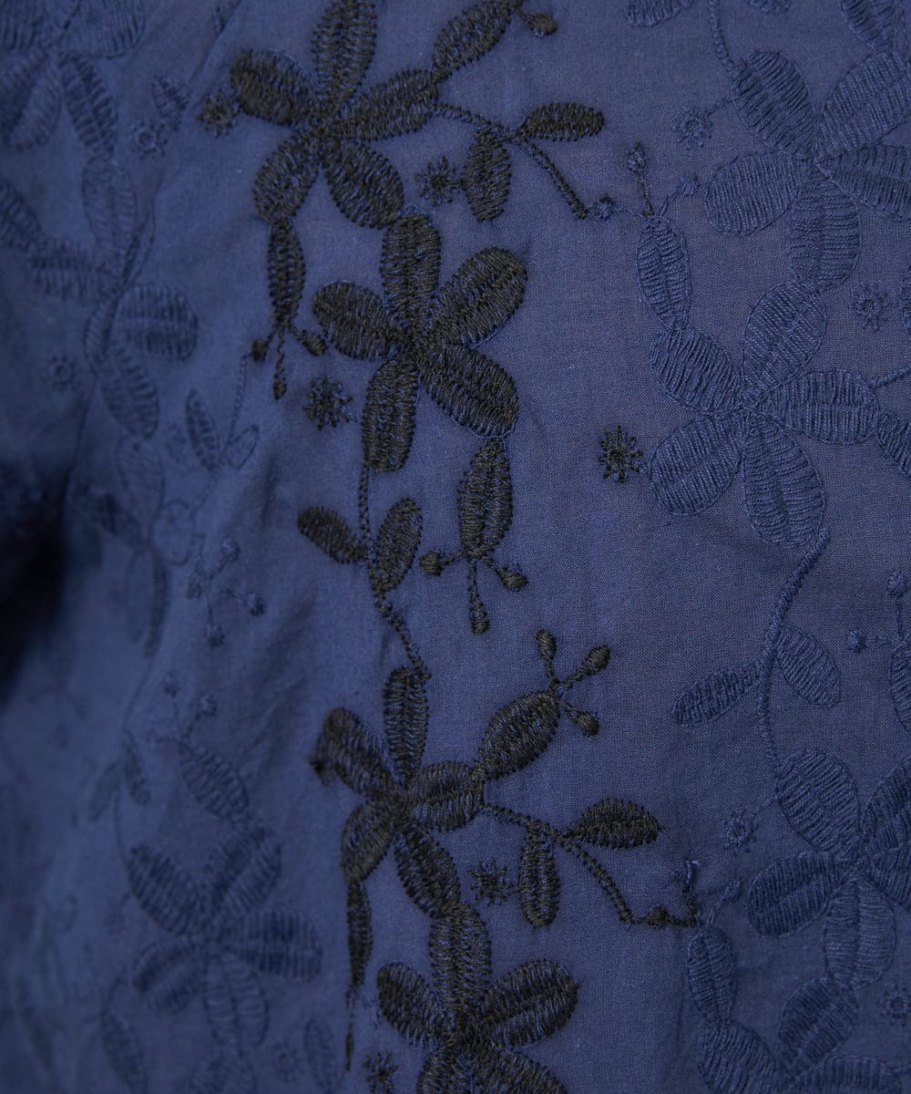 GJBHD32180 Jocomomola(ホコモモラ) Sendero de flores フラワー刺繍ブラウス ネイビー