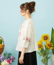 GJBHD32180 Jocomomola(ホコモモラ) Sendero de flores フラワー刺繍ブラウス アイボリー
