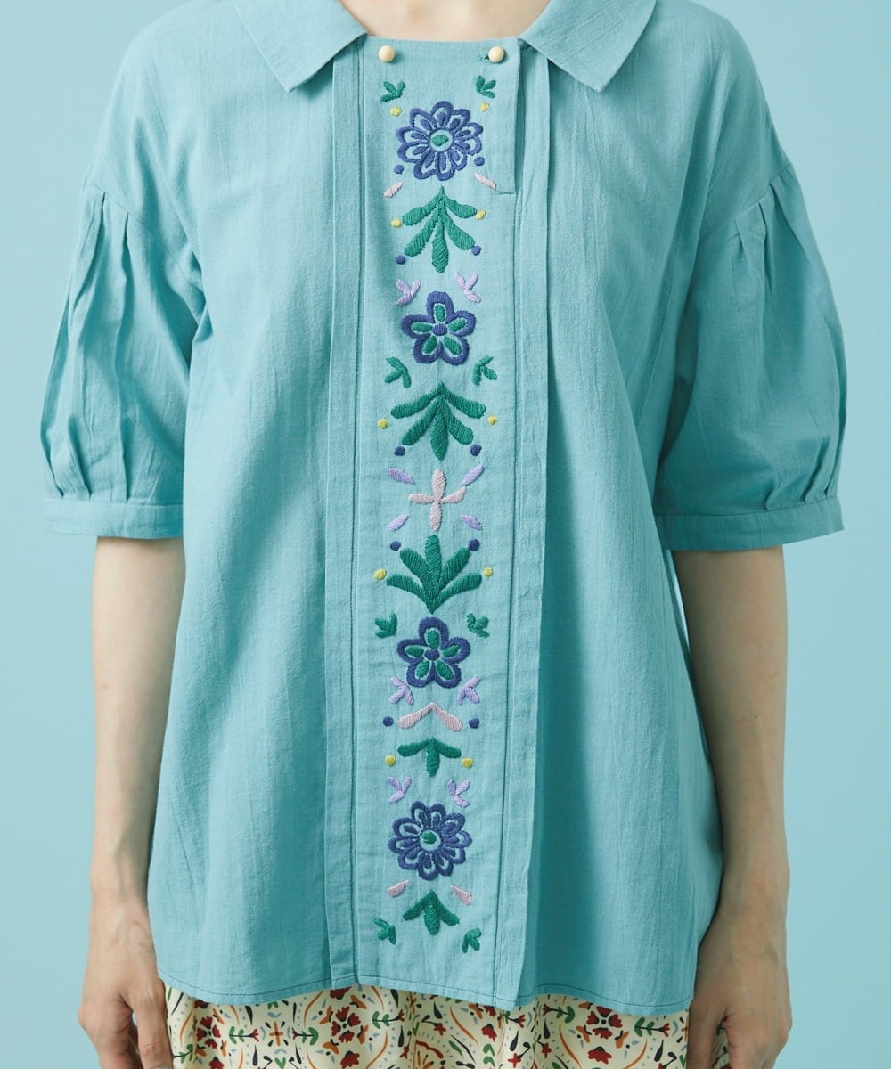 ハンド刺繍フラットカラーブラウス(ブラウス・シャツ) | Jocomomola 