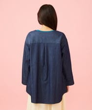 GJBJE37200 Jocomomola(ホコモモラ) フラワー刺繍デニムブラウス ネイビー