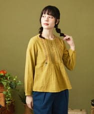 GJBLA31180 Jocomomola(ホコモモラ) Cama de flores コットンヘリンボーンブラウス ライトイエロー