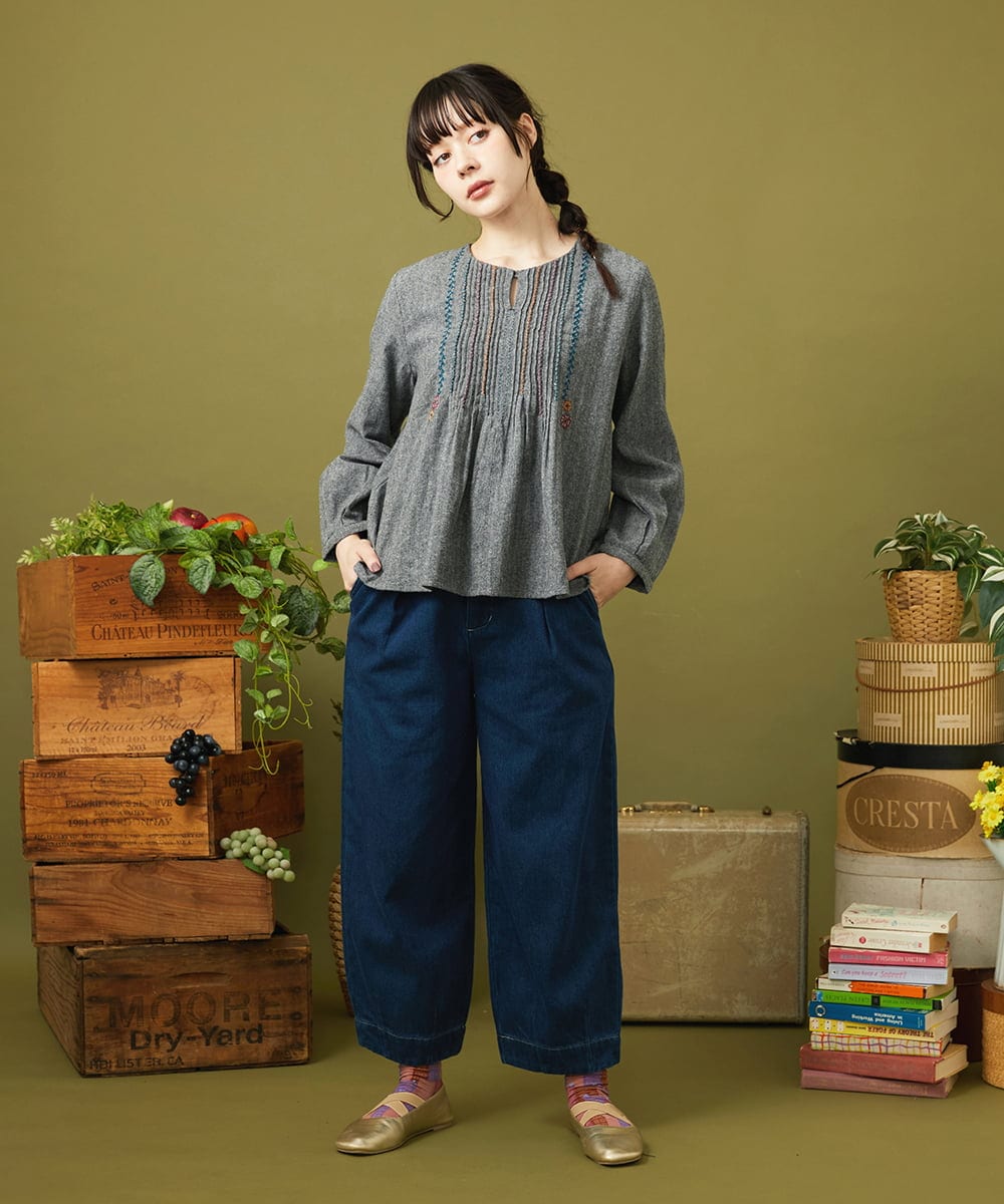 GJBLA31180 Jocomomola(ホコモモラ) Cama de flores コットンヘリンボーンブラウス グレー