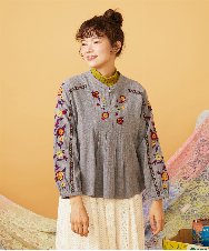GJBLD33200 Jocomomola(ホコモモラ) フラワー刺繍ヘリンボーンプルオーバーブラウス ダークグレー