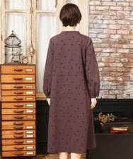 GJEAD36300 Jocomomola(ホコモモラ) Baile Esponjoso フロッキードットワンピース ブラウン