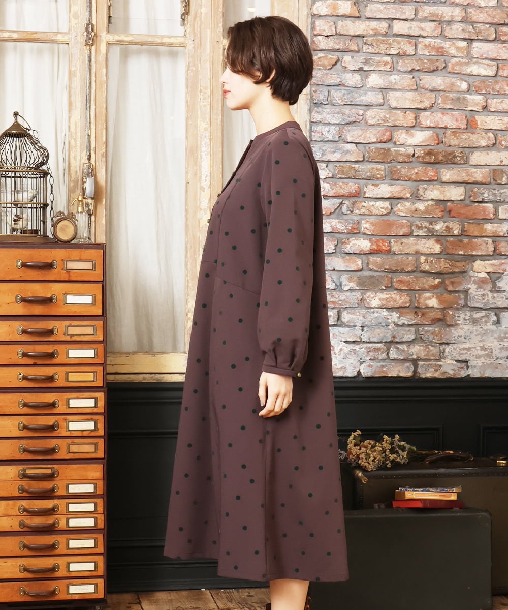 GJEAD36300 Jocomomola(ホコモモラ) Baile Esponjoso フロッキードットワンピース ブラウン