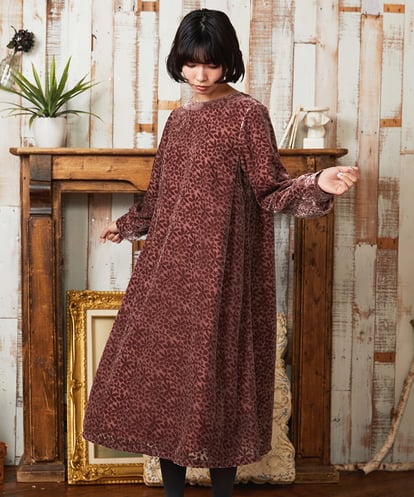 GJEAE51350 Jocomomola Tardin calido オパールフラワーモチーフワンピース