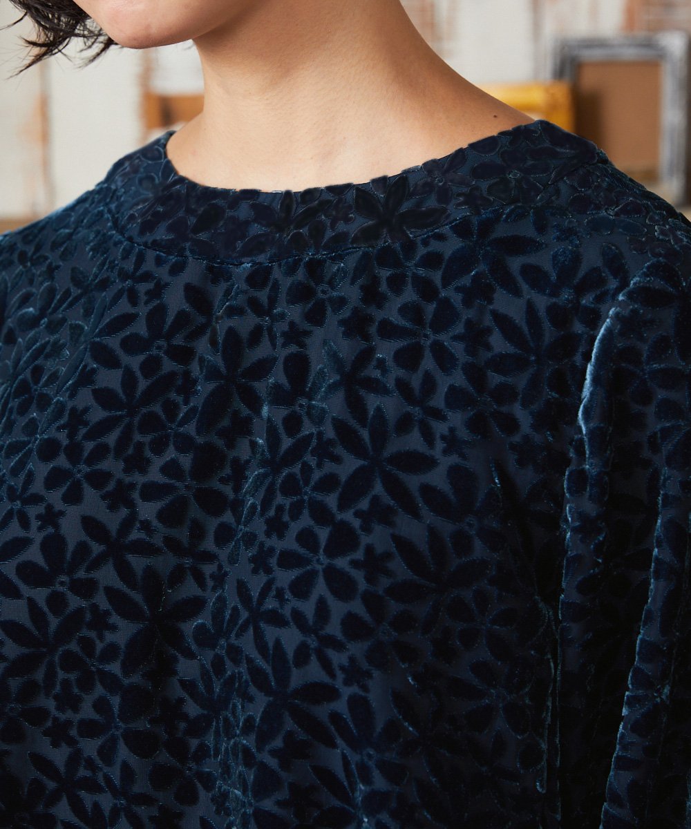 GJEAE51350 Jocomomola(ホコモモラ) Tardin calido オパールフラワーモチーフワンピース ブルー