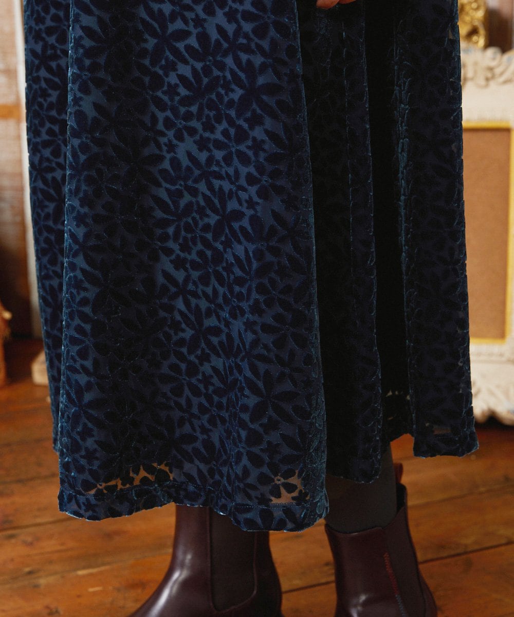 GJEAE51350 Jocomomola(ホコモモラ) Tardin calido オパールフラワーモチーフワンピース ブルー