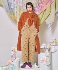 GJEAG02360 Jocomomola(ホコモモラ) Manchas モチーフ刺繍 コーデュロイサロペット ベージュ