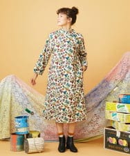 GJEAG30300 Jocomomola(ホコモモラ) Poemas callejeros フラワープリントワンピース アイボリー
