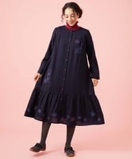GJEAG31360 Jocomomola(ホコモモラ) インドウール フラワー刺繍ツイルワンピース ネイビー
