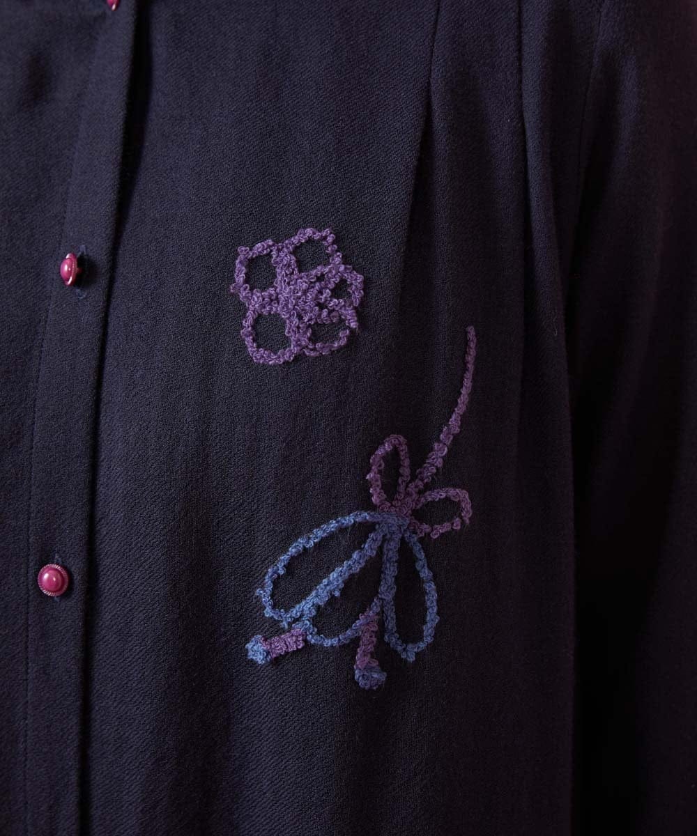 GJEAG31360 Jocomomola(ホコモモラ) インドウール フラワー刺繍ツイルワンピース ネイビー