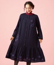 GJEAG31360 Jocomomola(ホコモモラ) インドウール フラワー刺繍ツイルワンピース ネイビー