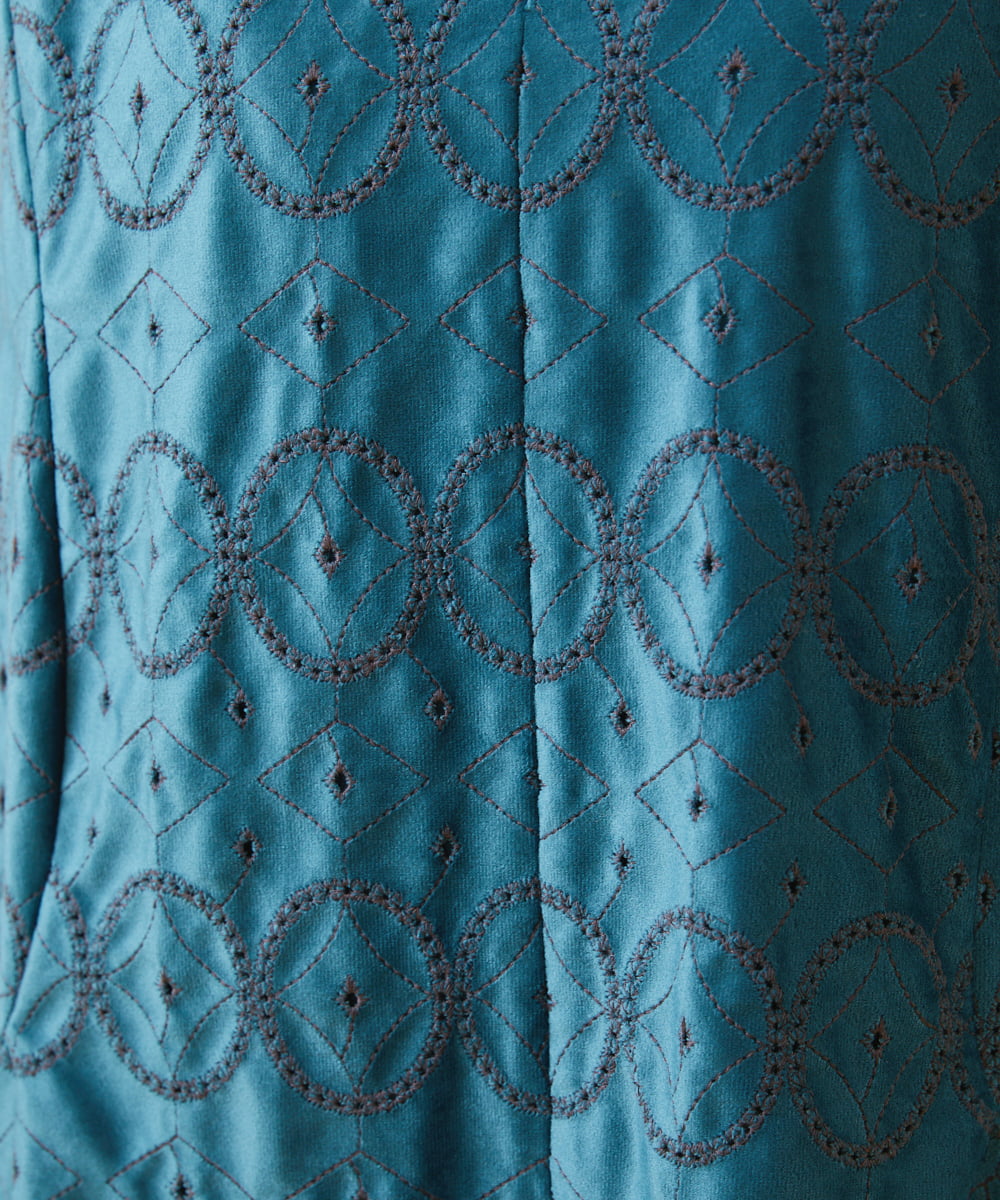 GJEAT36300 Jocomomola(ホコモモラ) Apagon ベロア刺繍ワンピース ブルー