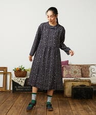 GJECD30300 Jocomomola(ホコモモラ) Escala de floral プリントワンピース ネイビー