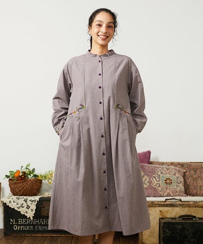 GJECD33300 Jocomomola Flor pequena チェックフラワー刺繍ワンピース