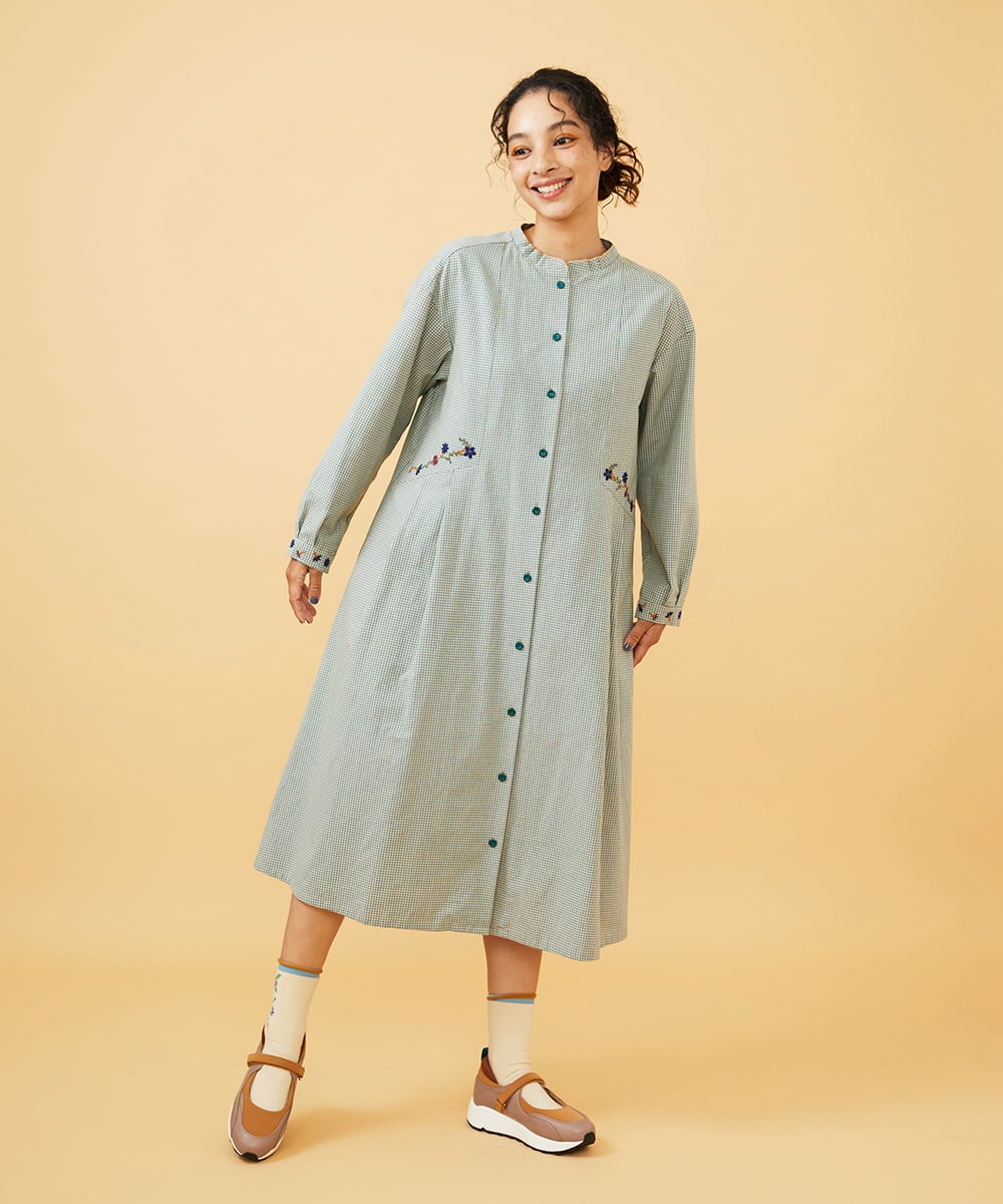 GJECD33300 Jocomomola(ホコモモラ) 【早割10%OFF】チェックフラワー刺繍ワンピース グリーン