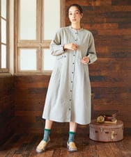 GJECD33300 Jocomomola(ホコモモラ) Flor pequena チェックフラワー刺繍ワンピース グリーン