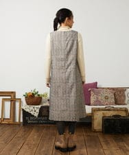 GJECD50350 Jocomomola(ホコモモラ) Escudos 幾何調総刺繍ワンピース ベージュ