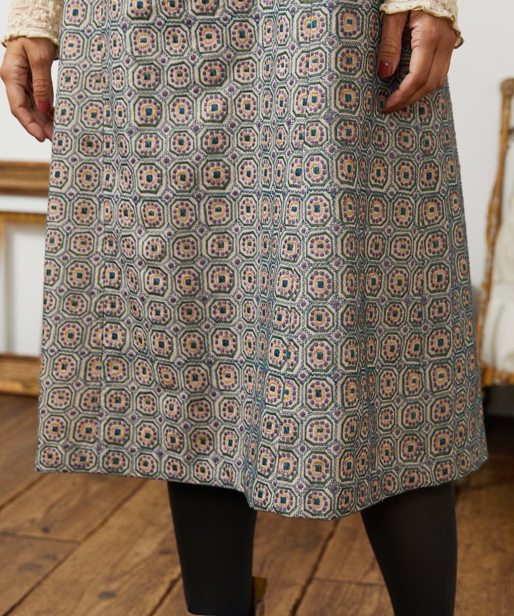 GJECD50350 Jocomomola(ホコモモラ) Escudos 幾何調総刺繍ワンピース ベージュ