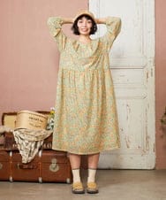 GJEDE02360 Jocomomola(ホコモモラ) La mancha ドット総刺繍ワンピース アイボリー