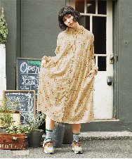 GJEDE38300 Jocomomola(ホコモモラ) Palomas y flores プリントシャツワンピース イエロー