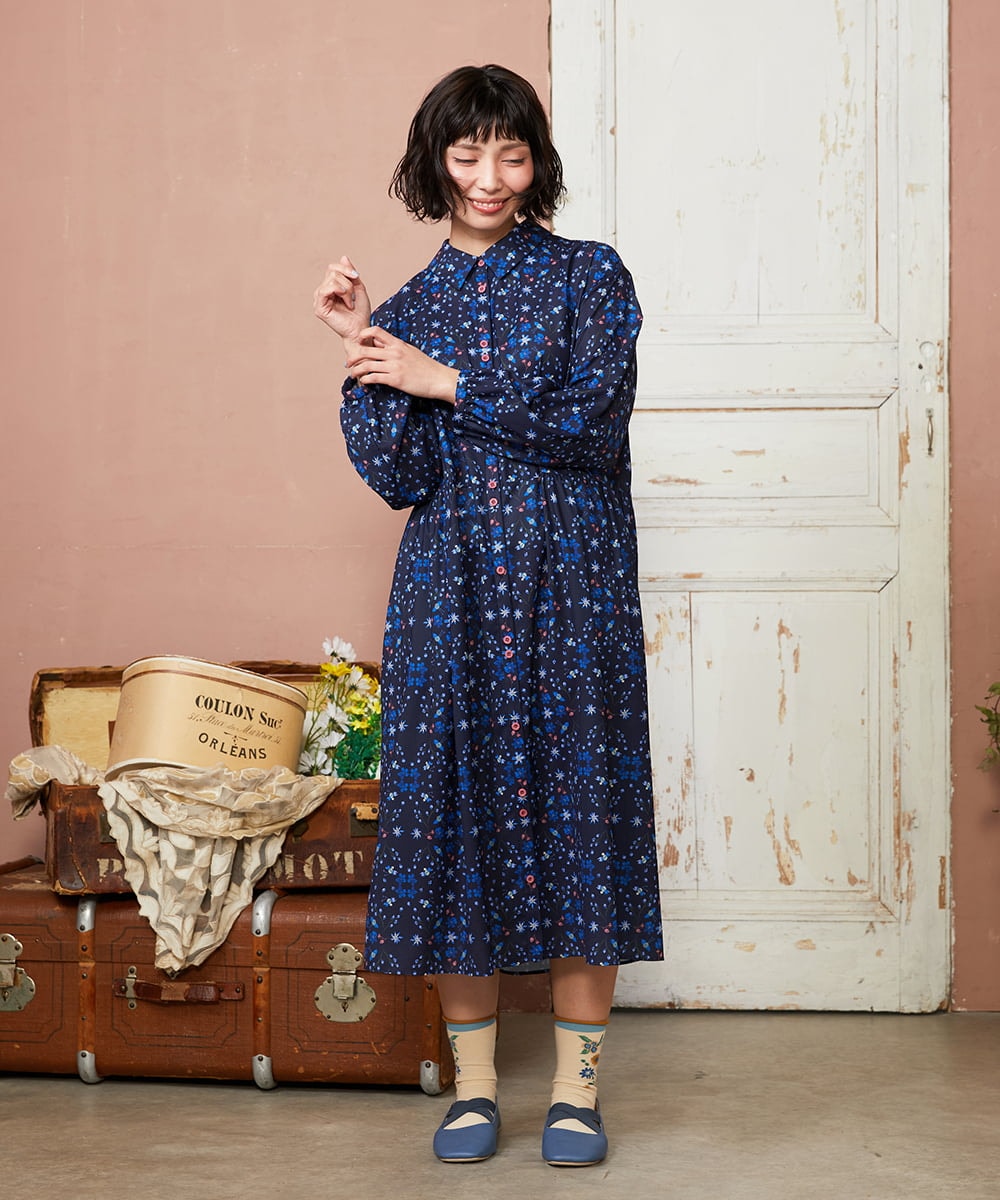GJEDE38300 Jocomomola(ホコモモラ) Palomas y flores プリントシャツワンピース ネイビー