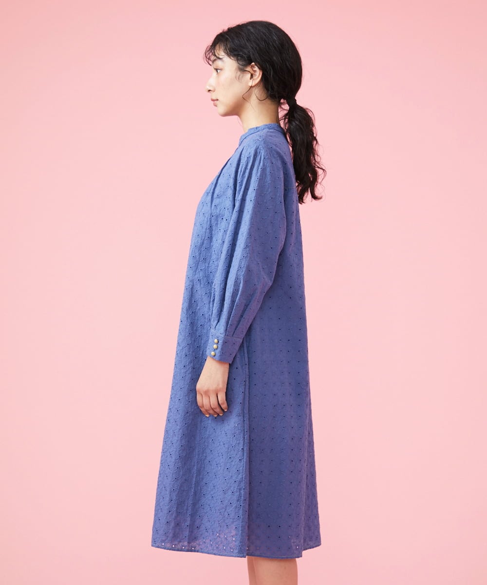 GJEDT42280 Jocomomola(ホコモモラ) Papelcarta 刺繍シャツワンピース ブルー