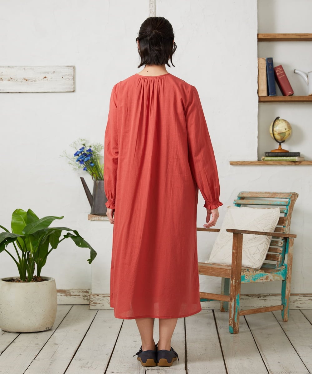 GJEFD01280 Jocomomola(ホコモモラ) Baile animal アニマル刺繡ワンピース レッド