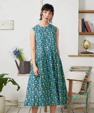 GJEFD30300 Jocomomola(ホコモモラ) Sancho Panza フラワープリントノースリーブワンピース ネイビー