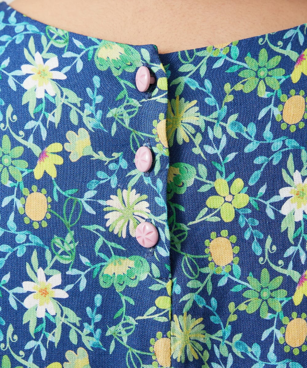 GJEFD30300 Jocomomola(ホコモモラ) Sancho Panza フラワープリントノースリーブワンピース ネイビー