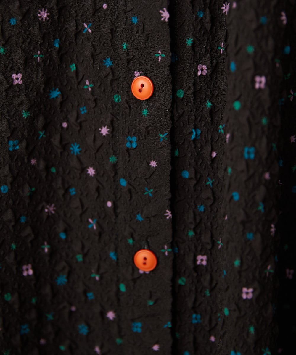 GJEFD34300 Jocomomola(ホコモモラ) エンボスドットシャツワンピース ブラック