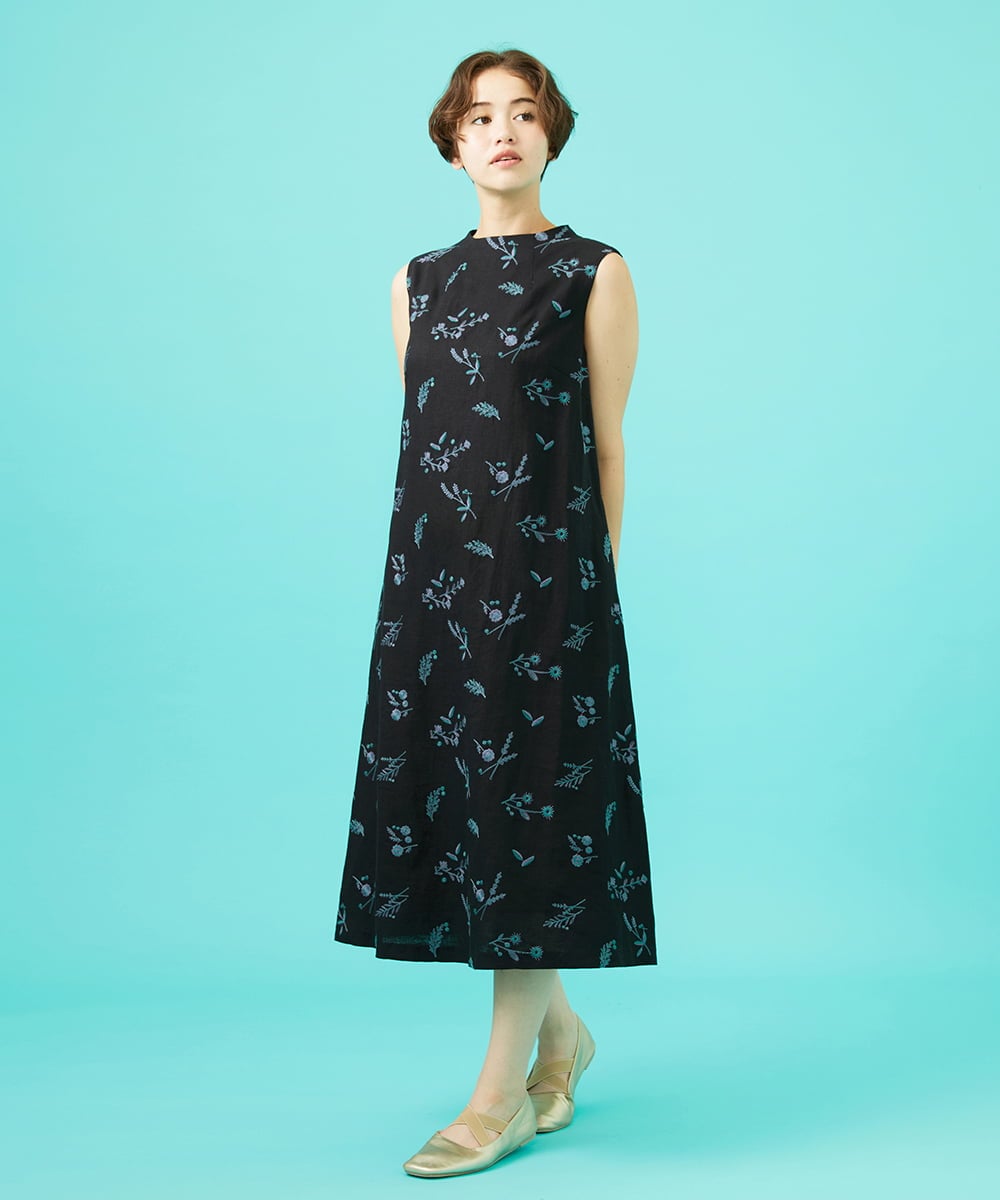 GJEGB51360 Jocomomola(ホコモモラ) Abundancia de flores フラワー総刺繍ノースリーブワンピース ブラック