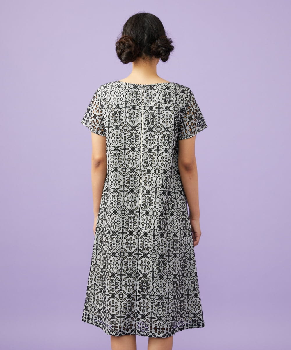 GJEGD50360 Jocomomola(ホコモモラ) Dordado de verano フラワーカットワーク刺繍 ギンガムチェックワンピース [オケージョン対応] ブラック