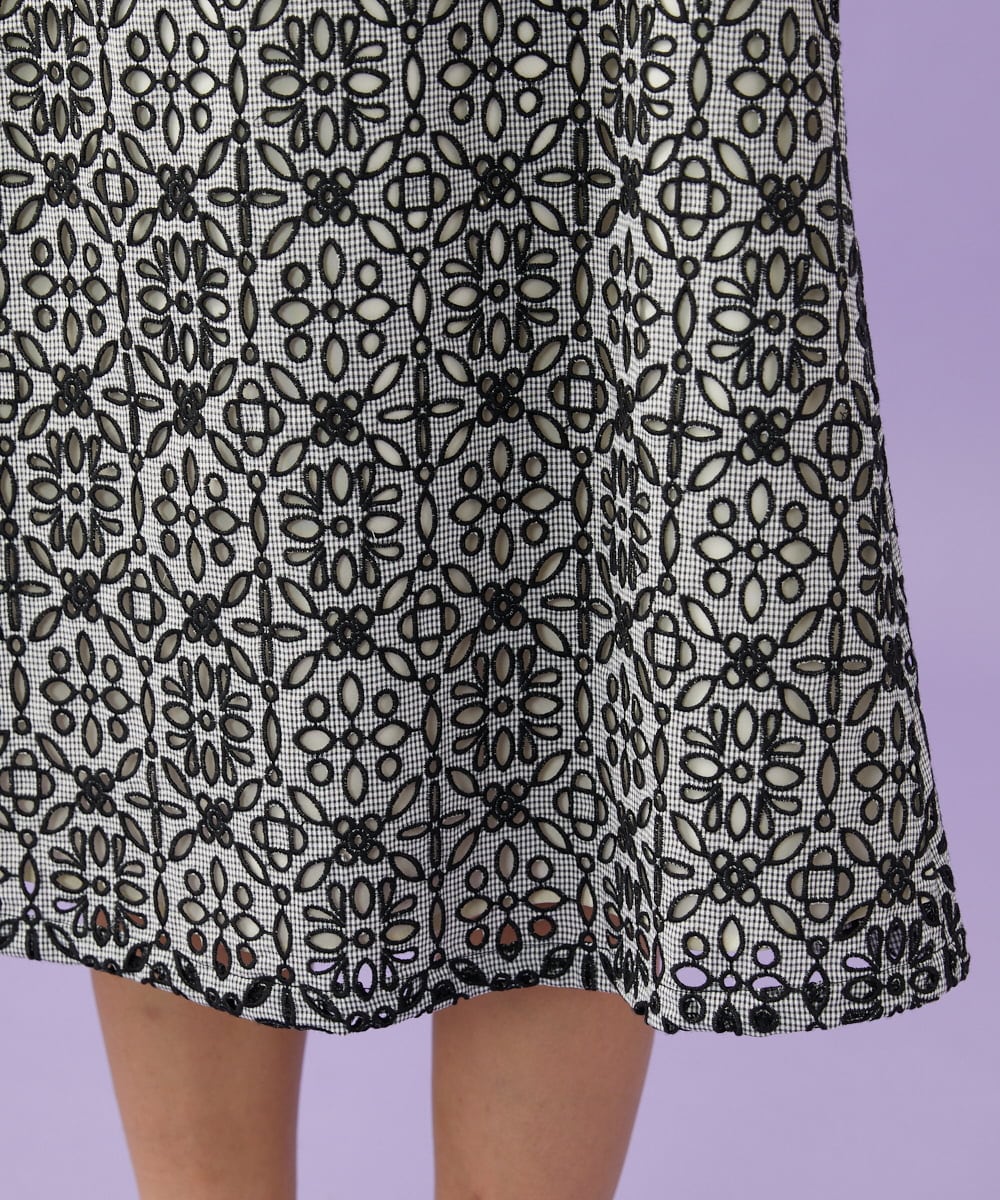 GJEGD50360 Jocomomola(ホコモモラ) Dordado de verano フラワーカットワーク刺繍 ギンガムチェックワンピース [オケージョン対応] ブラック