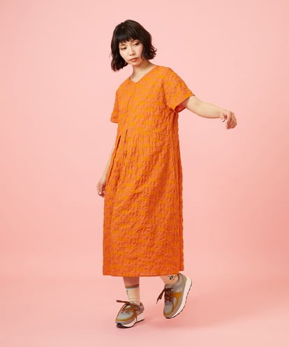 GJEGE39300 Jocomomola Gota リップルプリントワンピース